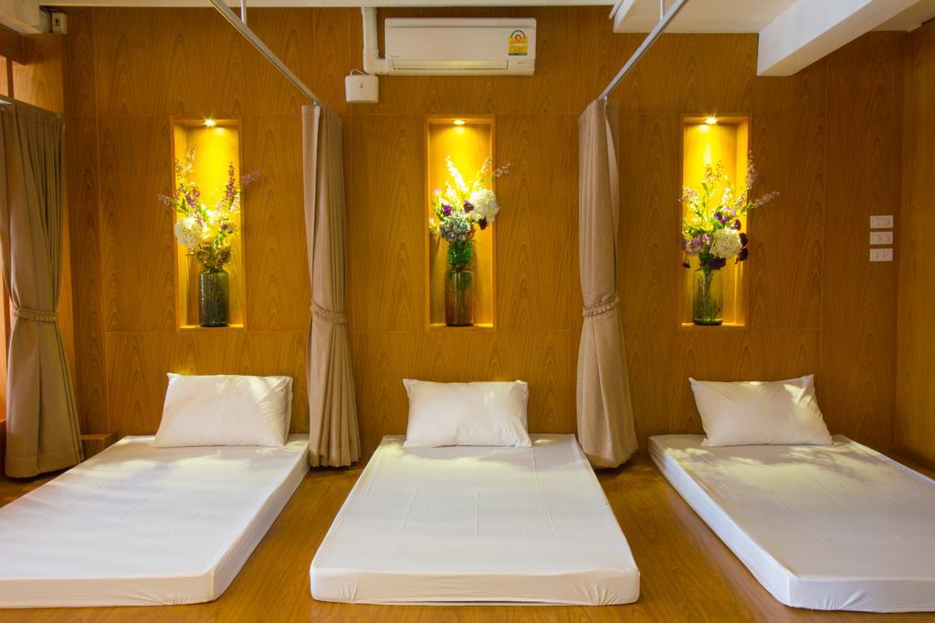 At Ease Bijou Otel Chiang Mai Dış mekan fotoğraf